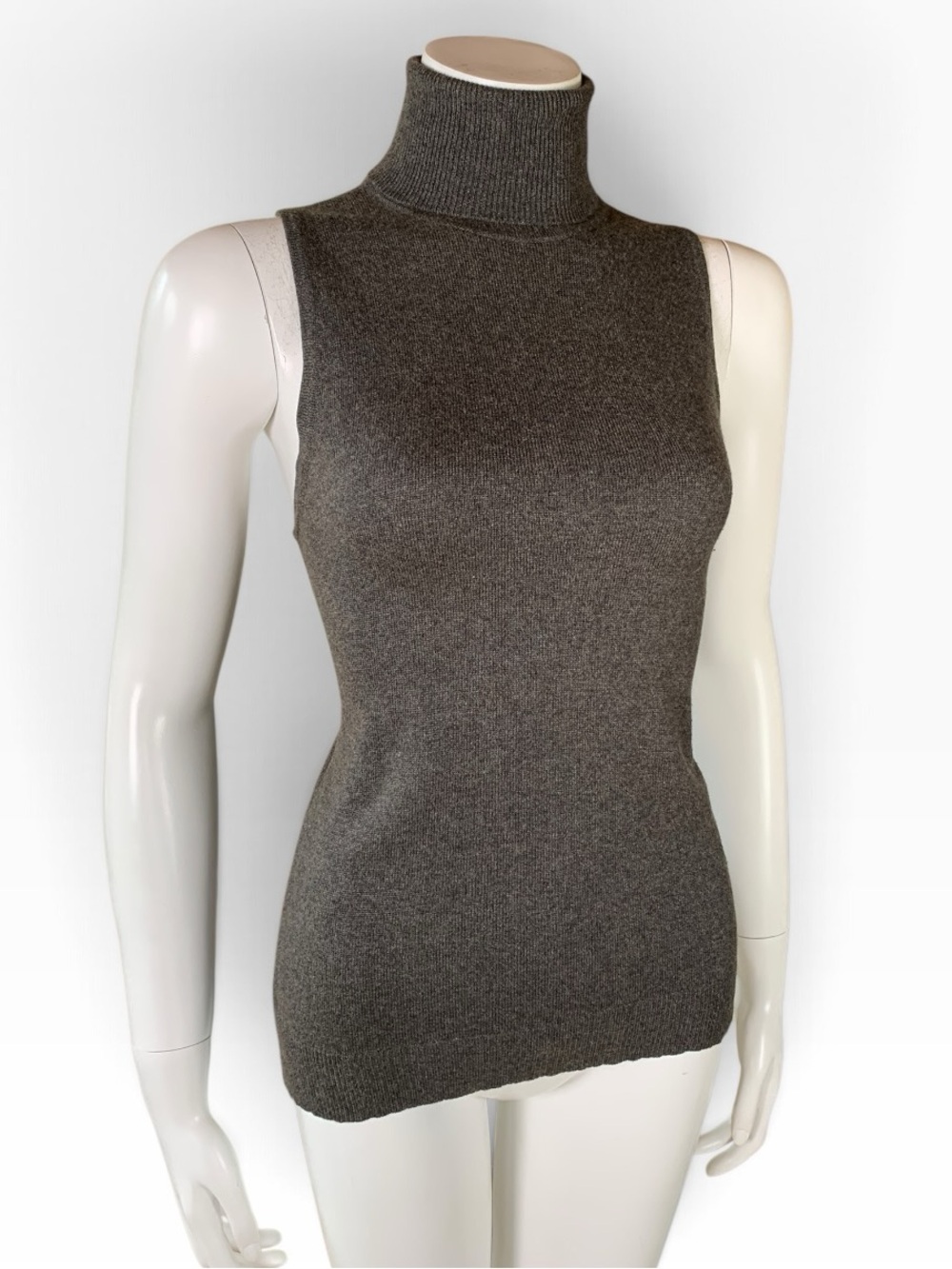 Ralph Lauren Gray Silk and Cashmere Sleeveless Turtleneck Sweater Size Small